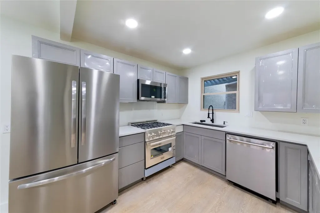 8807 Merion Circle Austin TX 78754
