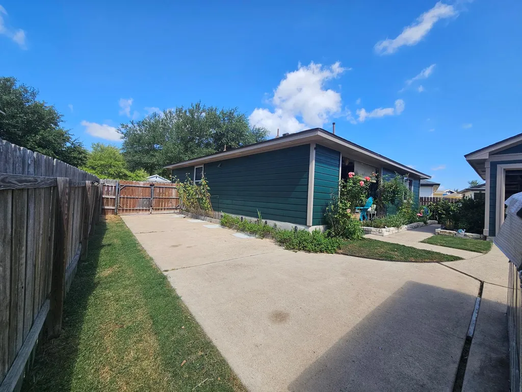 17908 Cutback Drive Manor TX 78653