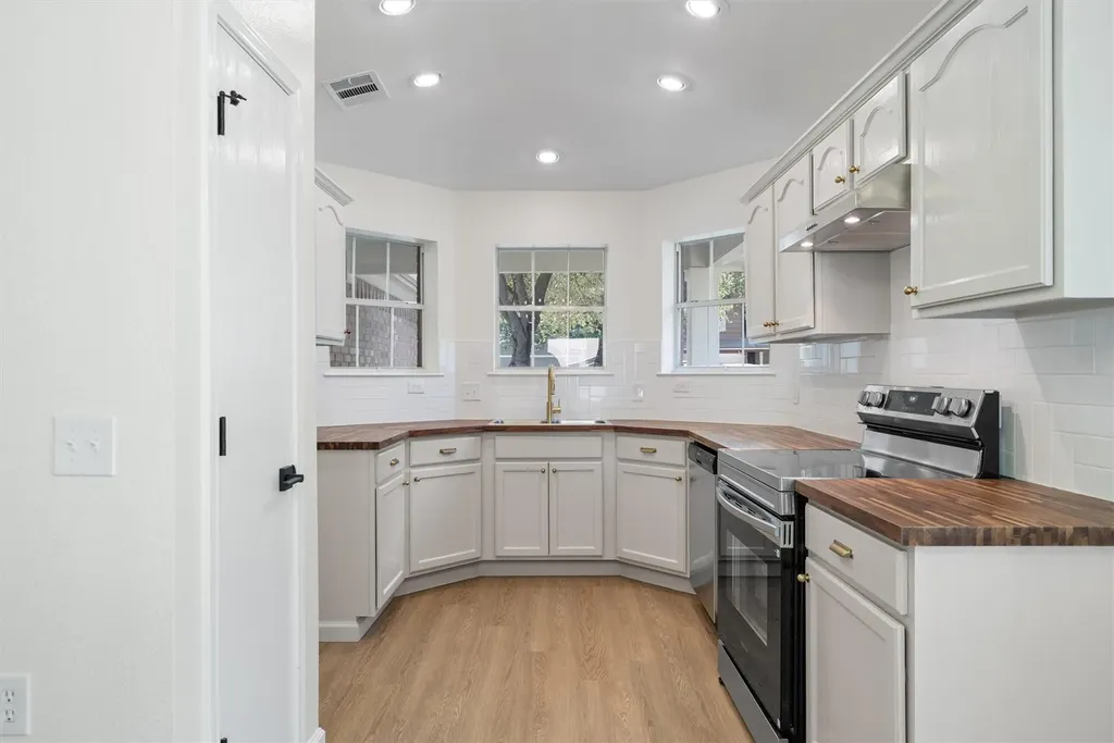 11315 Robert Wooding Drive Austin TX 78748