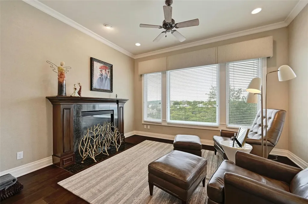 2004 Canonero Drive Austin TX 78746