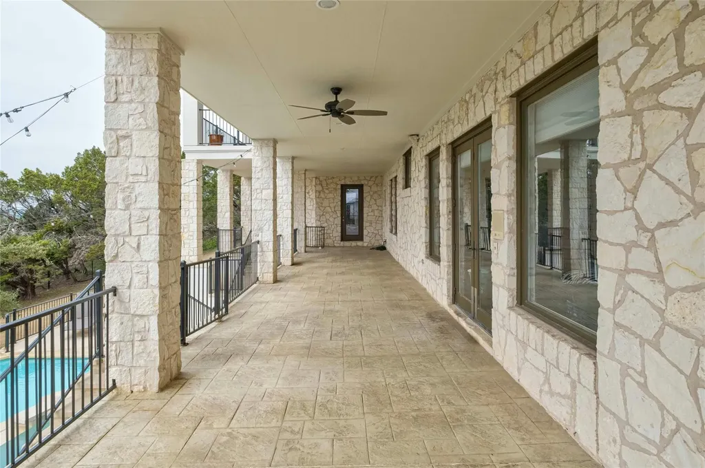 2004 Canonero Drive Austin TX 78746