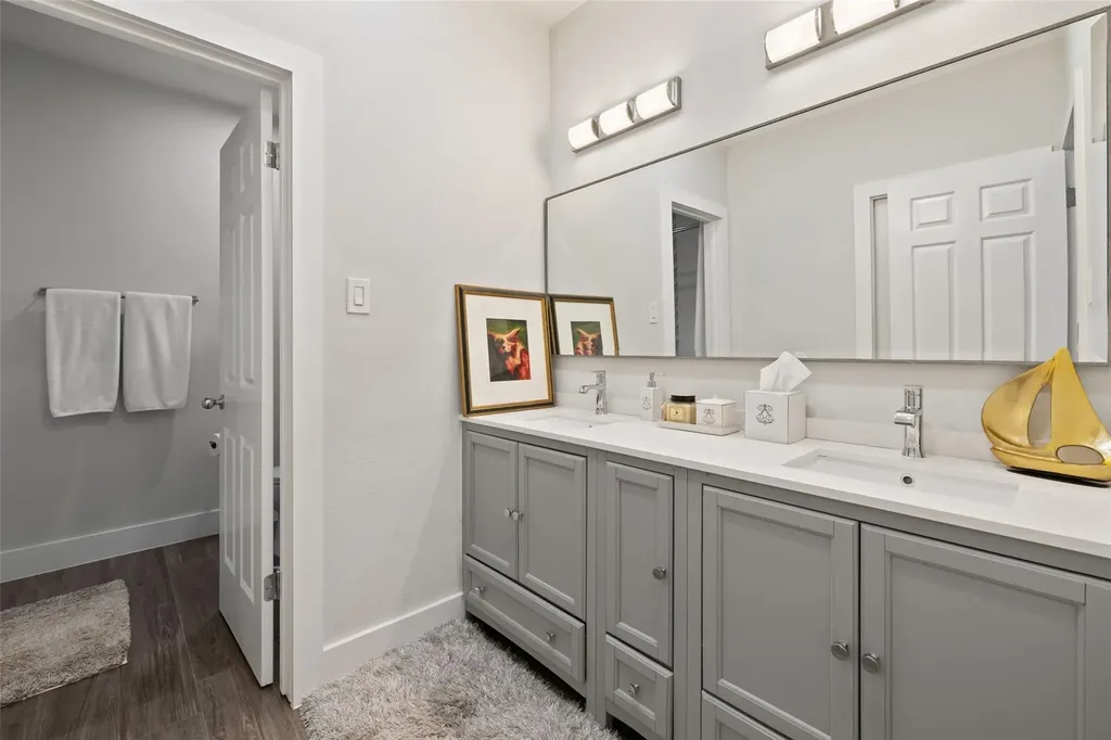 1615 Spyglass Drive Austin TX 78746