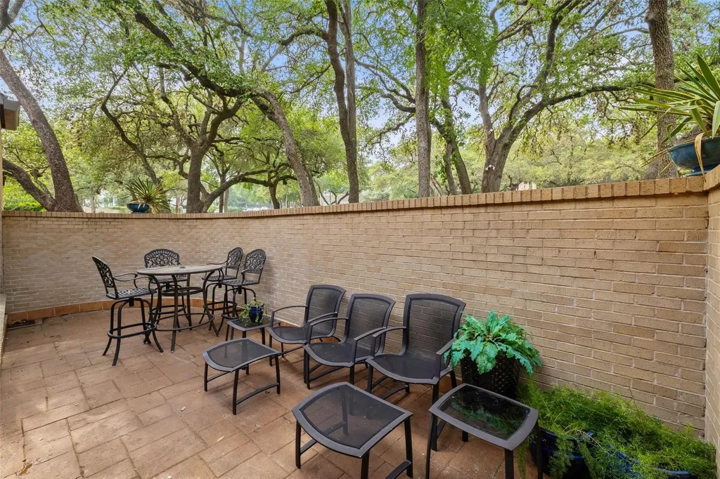 1615 Spyglass Drive Austin TX 78746
