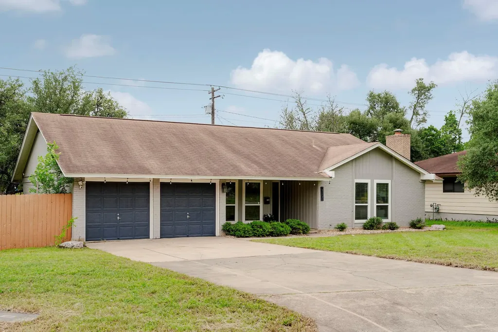 2101 Falcon Hill Drive Austin TX 78745