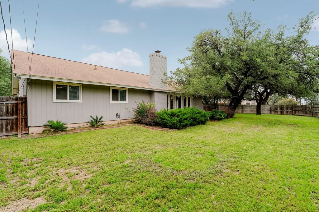 2101 Falcon Hill Drive Austin TX 78745