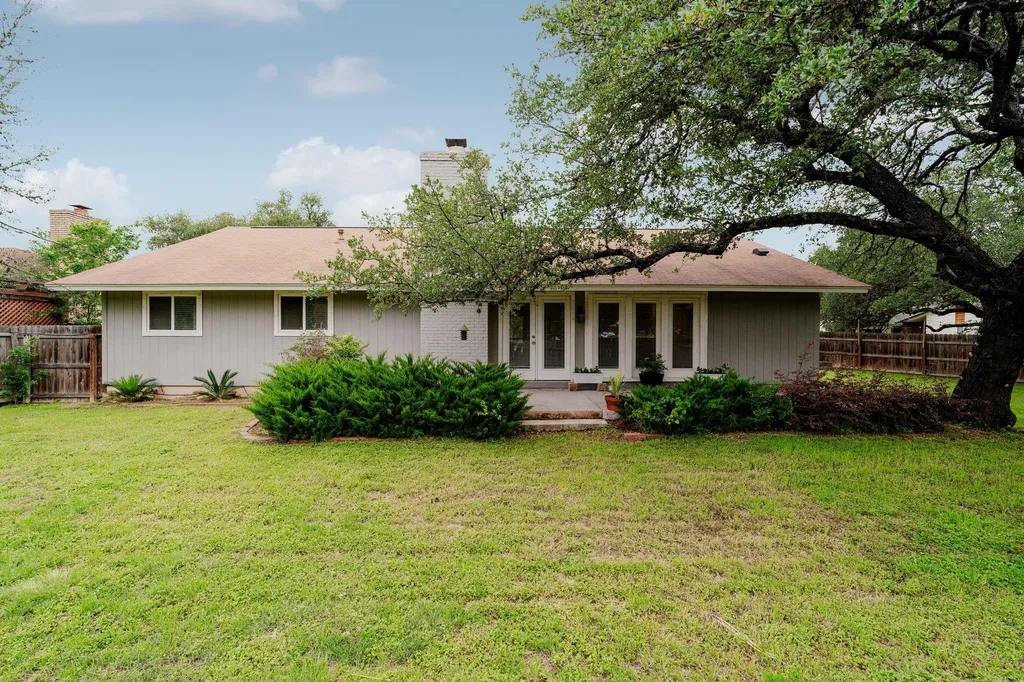 2101 Falcon Hill Drive Austin TX 78745
