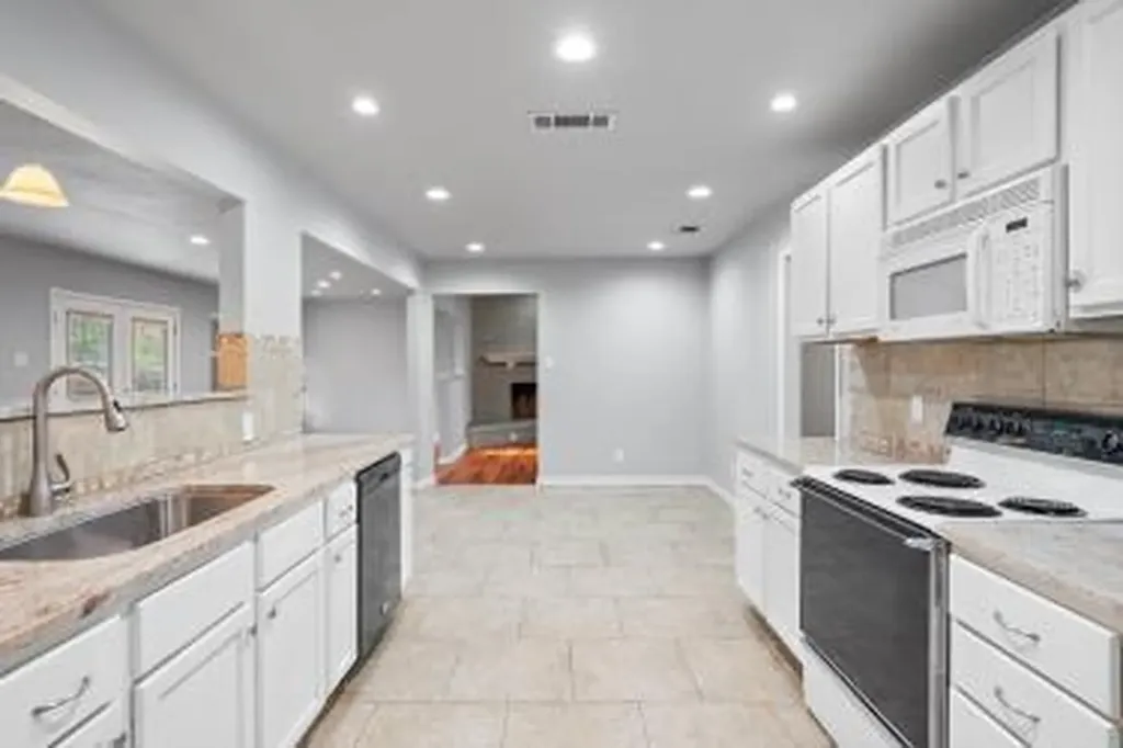 13008 Sherbourne Street Austin TX 78729