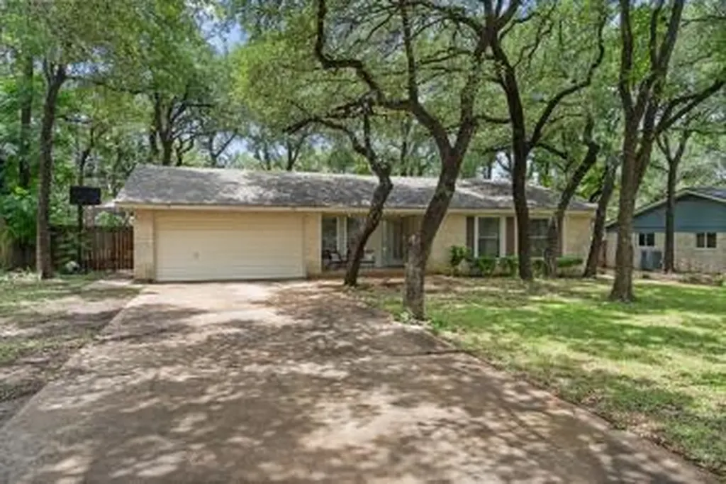 13008 Sherbourne Street Austin TX 78729