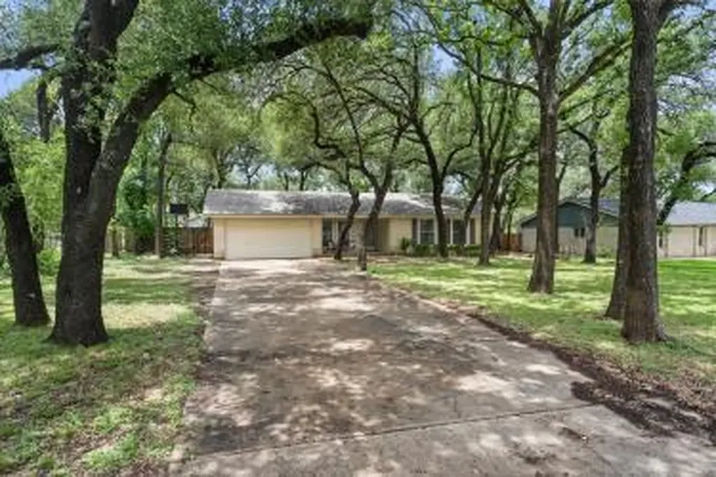 13008 Sherbourne Street Austin TX 78729