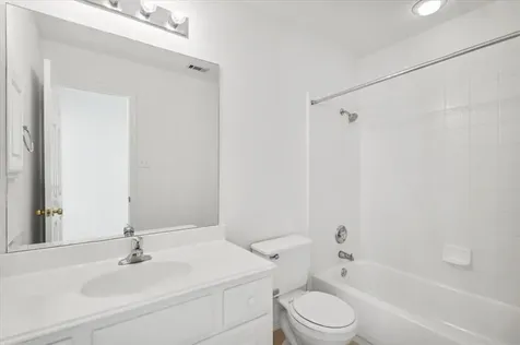 2127 Clear Lake Place Round Rock TX 78665