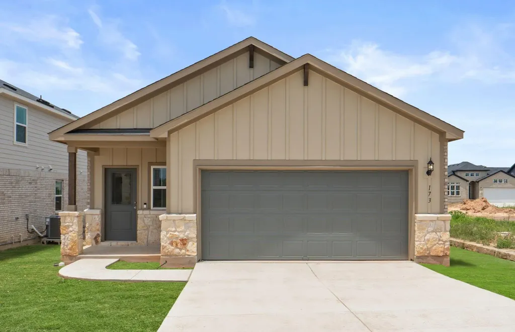 173 Golden Bell Way Buda TX 78610
