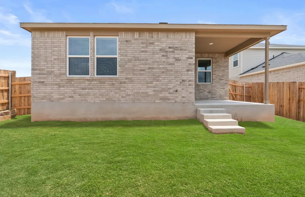 173 Golden Bell Way Buda TX 78610