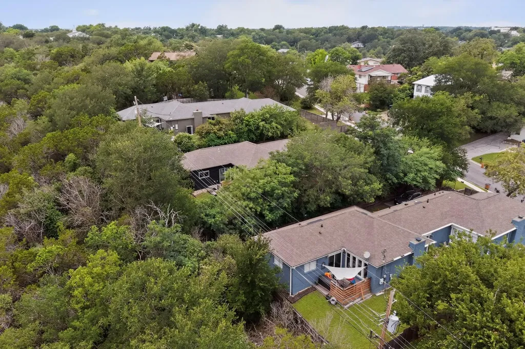 3305 Hycreek Drive Austin TX 78723