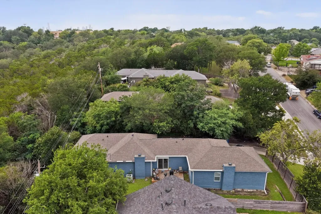 3305 Hycreek Drive Austin TX 78723
