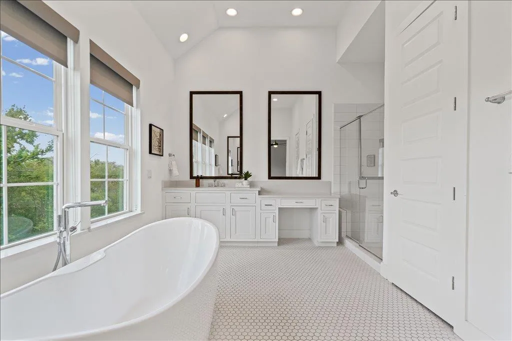 4501 Grassland Drive Austin TX 78723