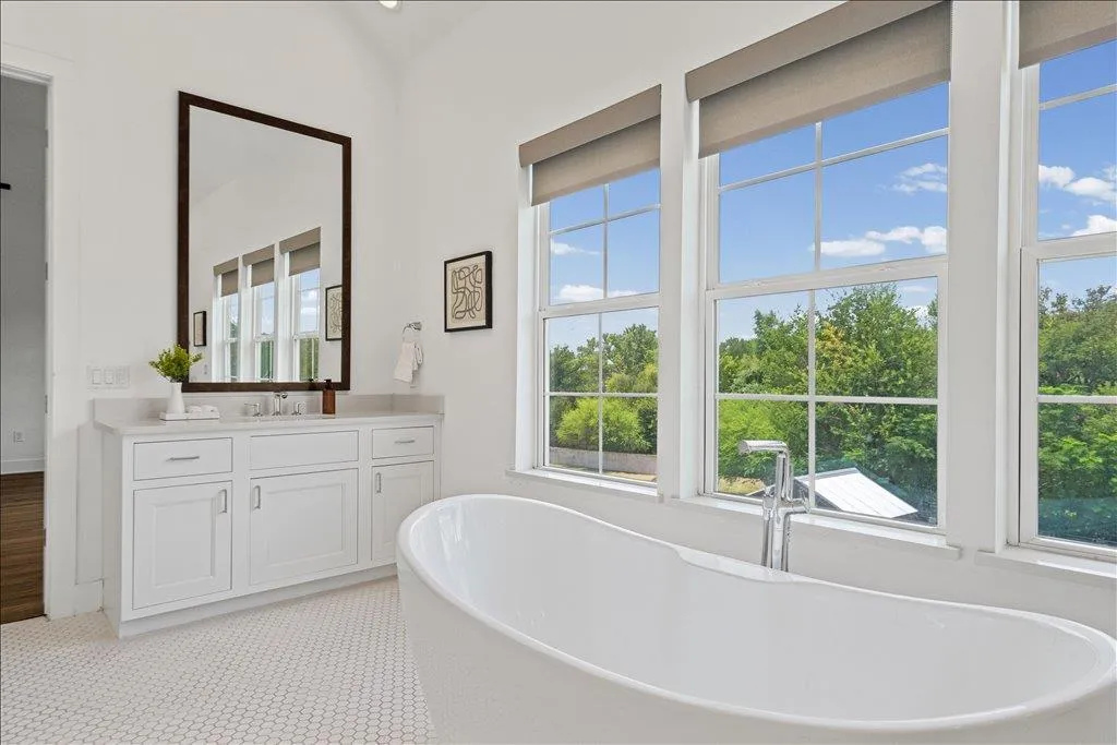 4501 Grassland Drive Austin TX 78723