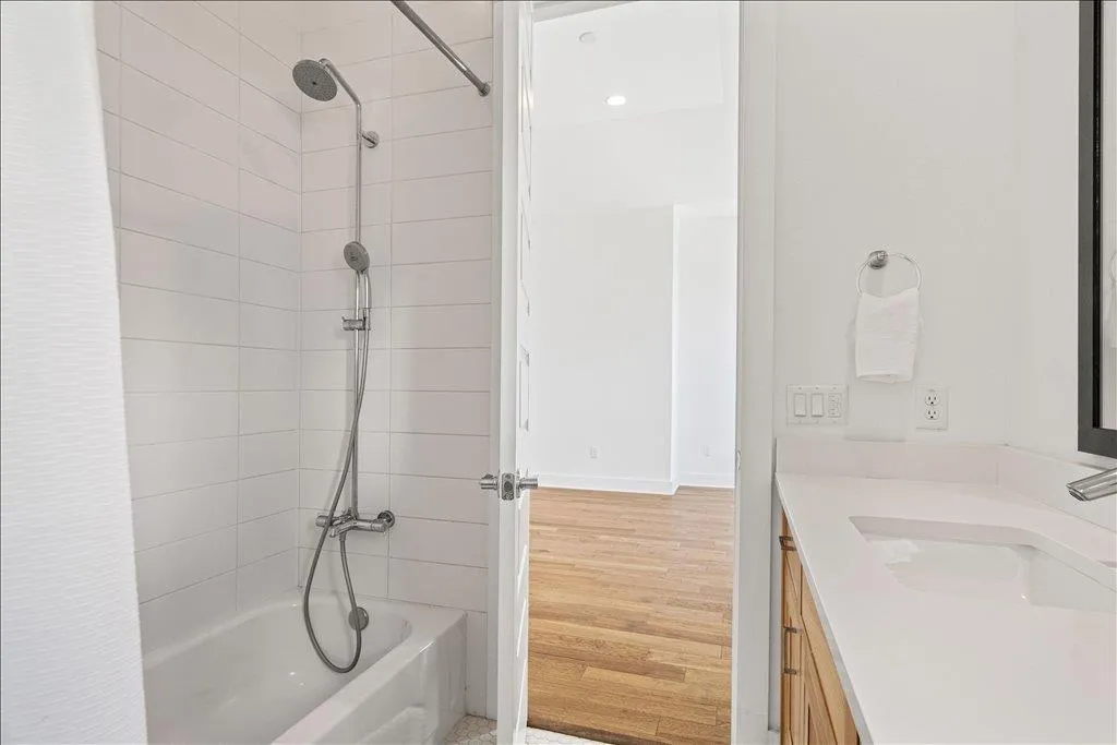 4501 Grassland Drive Austin TX 78723