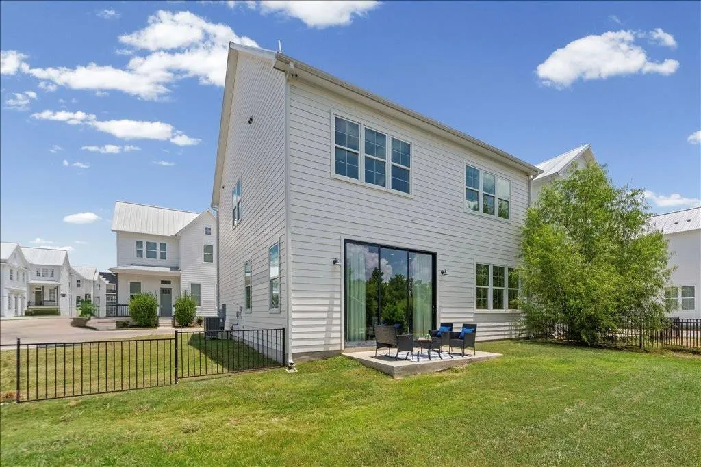 4501 Grassland Drive Austin TX 78723