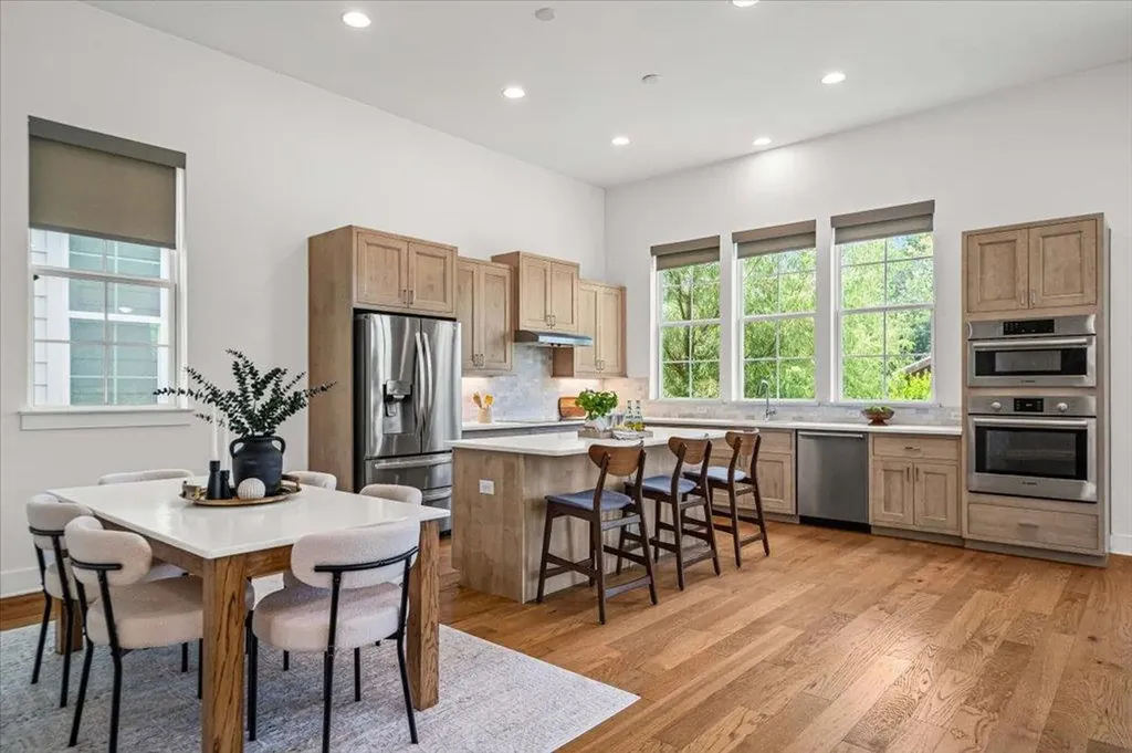 4501 Grassland Drive Austin TX 78723