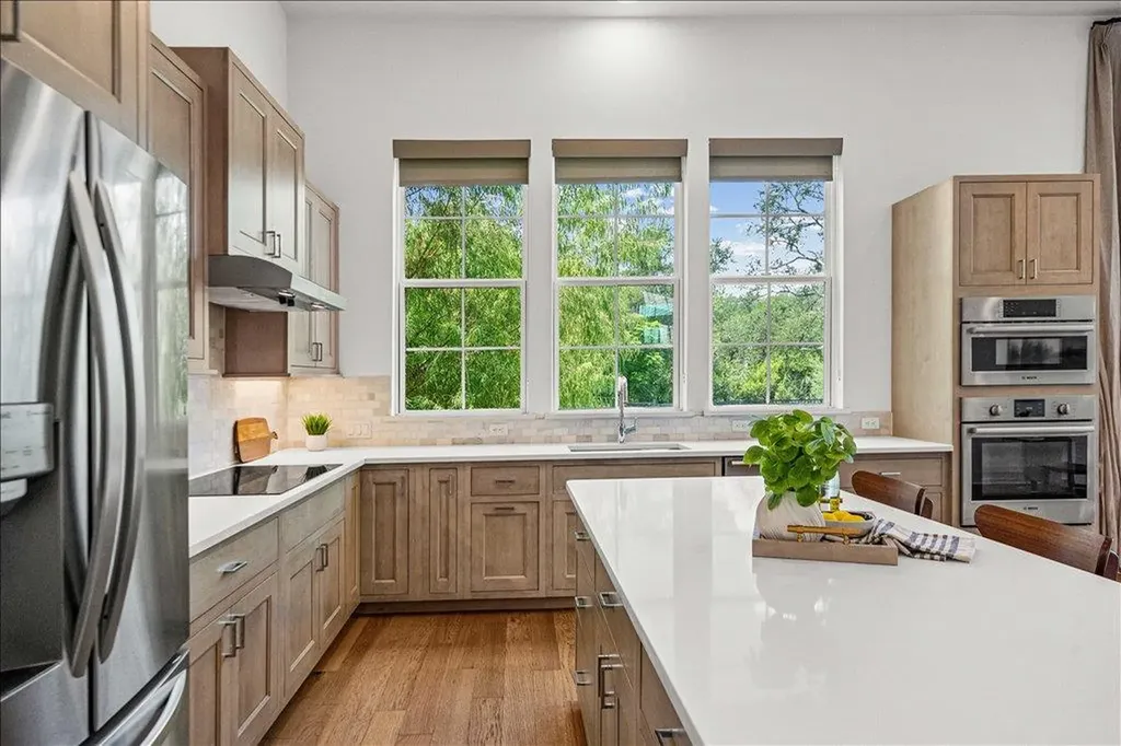 4501 Grassland Drive Austin TX 78723