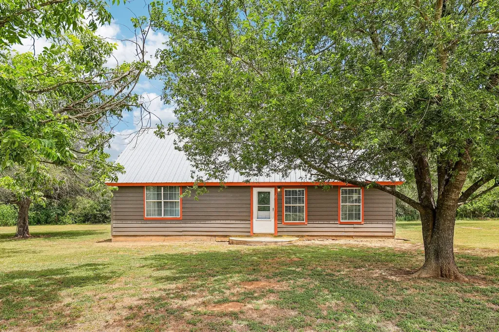 122 Dodd Preston Road Elgin TX 78621