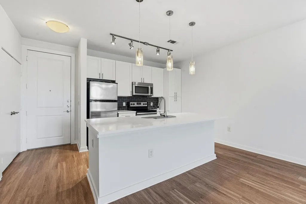 1900 Barton Springs Road Austin TX 78704