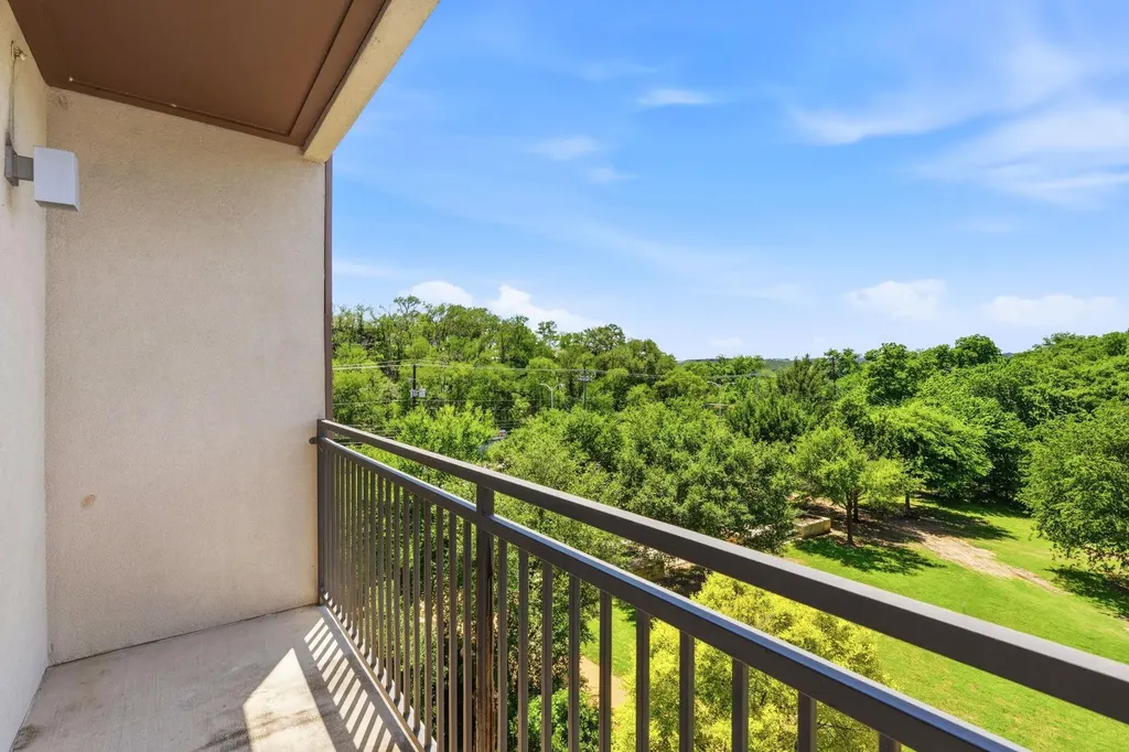 1900 Barton Springs Road Austin TX 78704