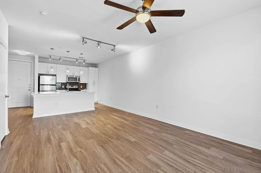 1900 Barton Springs Road Austin TX 78704