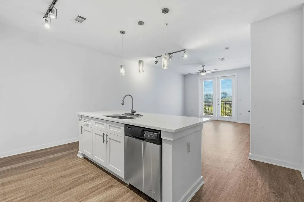 1900 Barton Springs Road Austin TX 78704