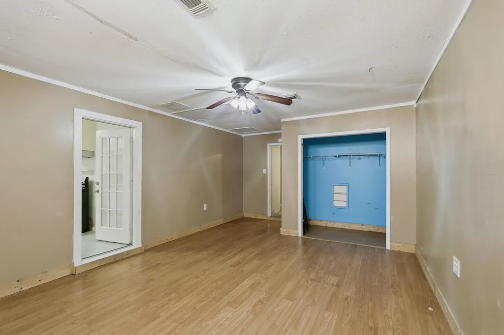 208 N Cedar Street Buda TX 78610