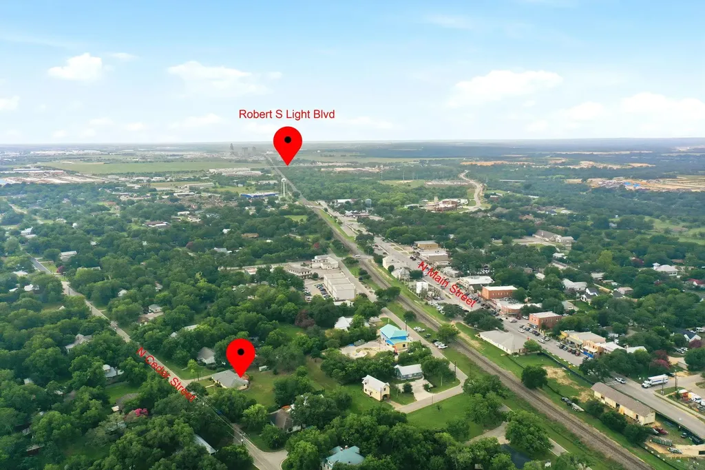 208 N Cedar Street Buda TX 78610