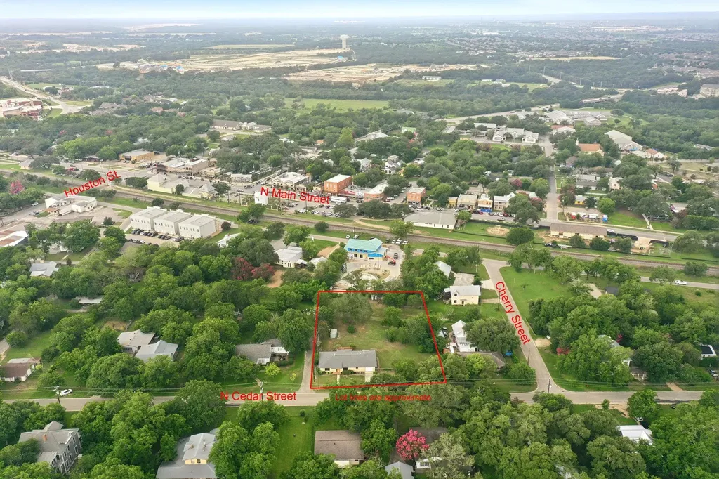 208 N Cedar Street Buda TX 78610