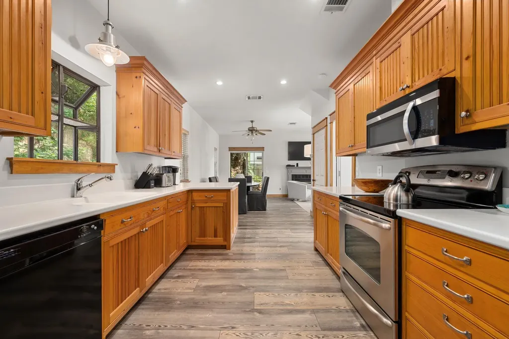 2303 Big Horn Drive Austin TX 78734