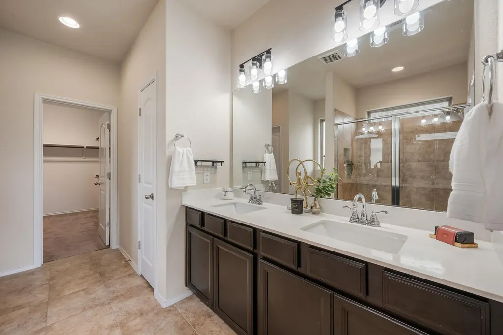 2028 Caritas Drive Leander TX 78641