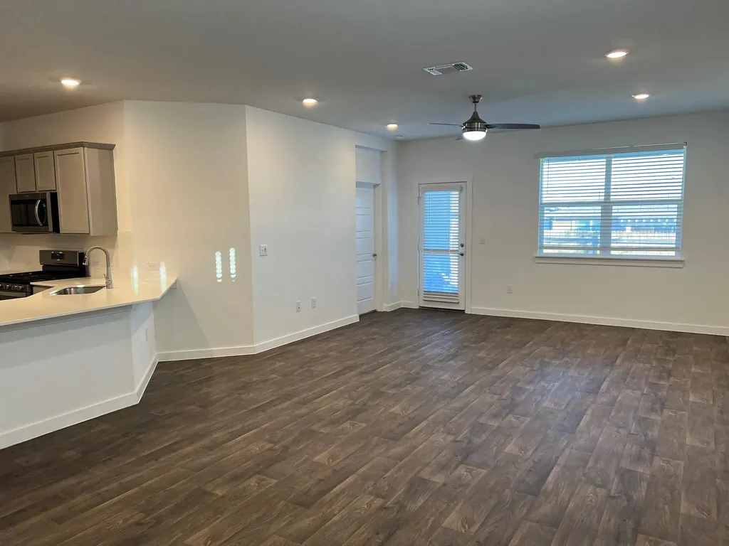 14213 Cantarra Drive Pflugerville TX 78660