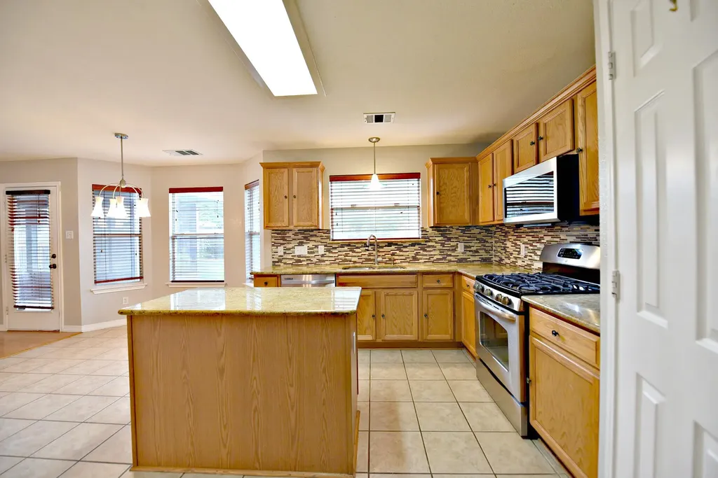 11012 Shallow Water Road Austin TX 78717