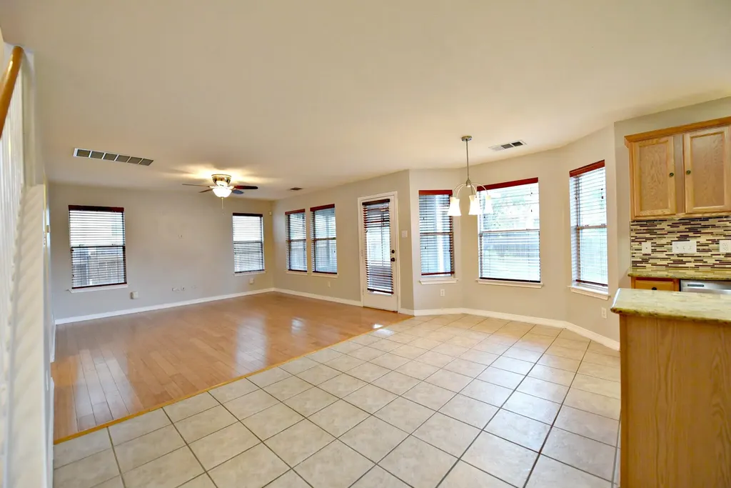11012 Shallow Water Road Austin TX 78717