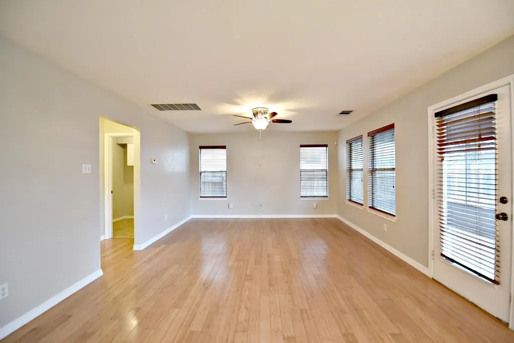 11012 Shallow Water Road Austin TX 78717