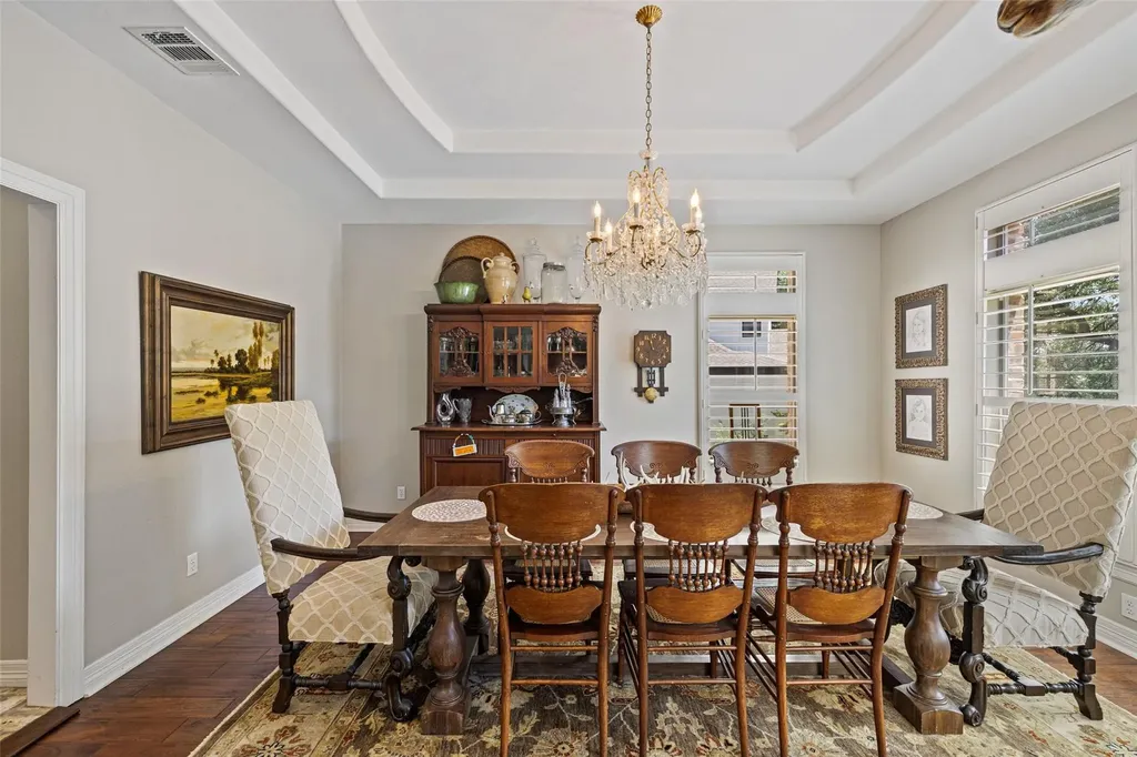 1904 Steamboat Springs Cove Austin TX 78746
