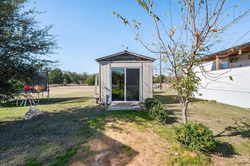 16857 Fm 639 Road E Purdon TX 76679