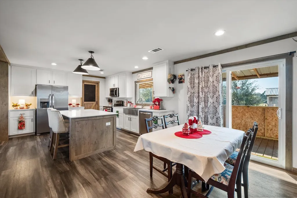 16857 Fm 639 Road E Purdon TX 76679