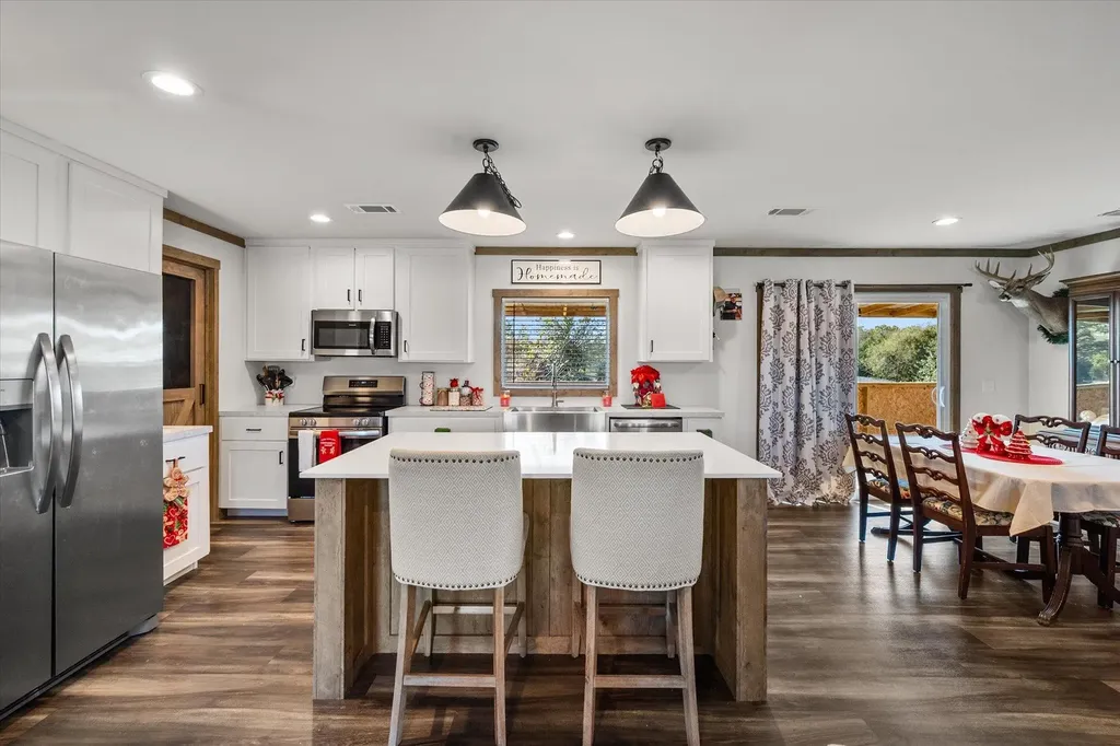 16857 Fm 639 Road E Purdon TX 76679
