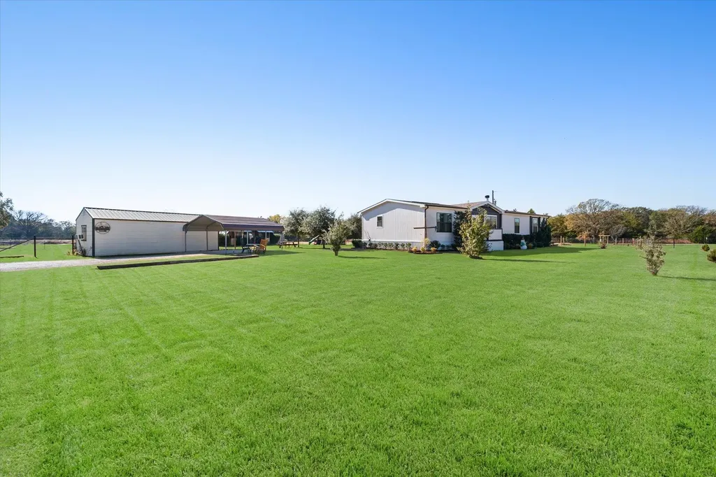 16857 Fm 639 Road E Purdon TX 76679