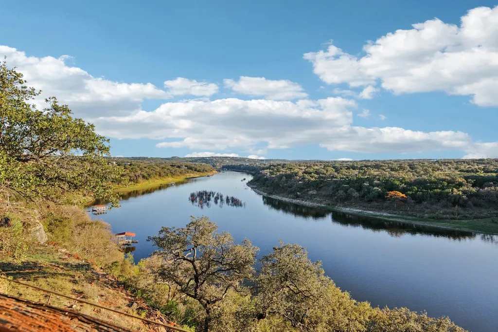 24333 Pedernales Cliff Trail Spicewood TX 78669