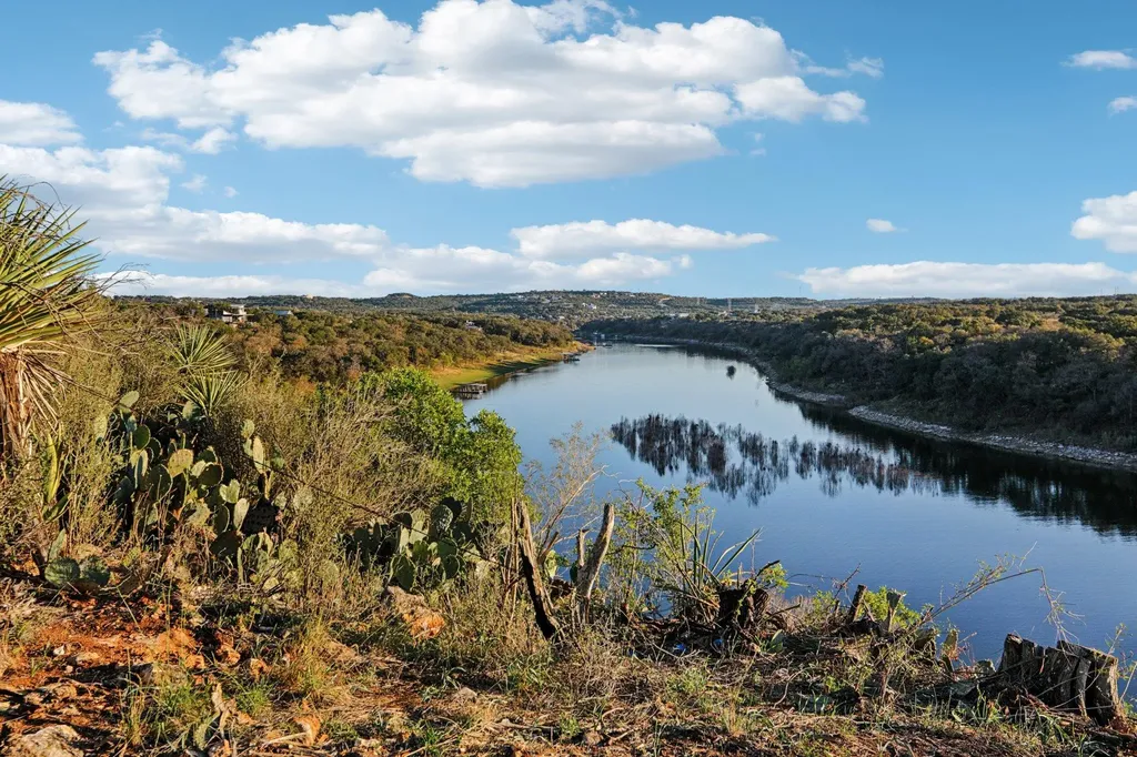 24333 Pedernales Cliff Trail Spicewood TX 78669
