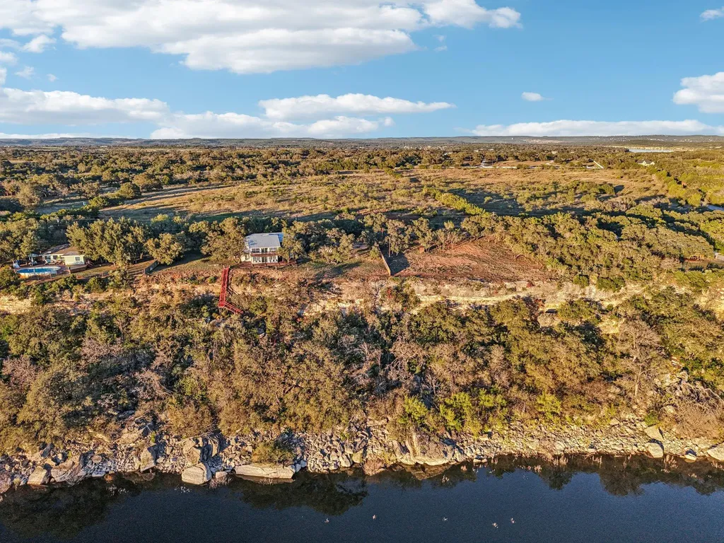 24333 Pedernales Cliff Trail Spicewood TX 78669