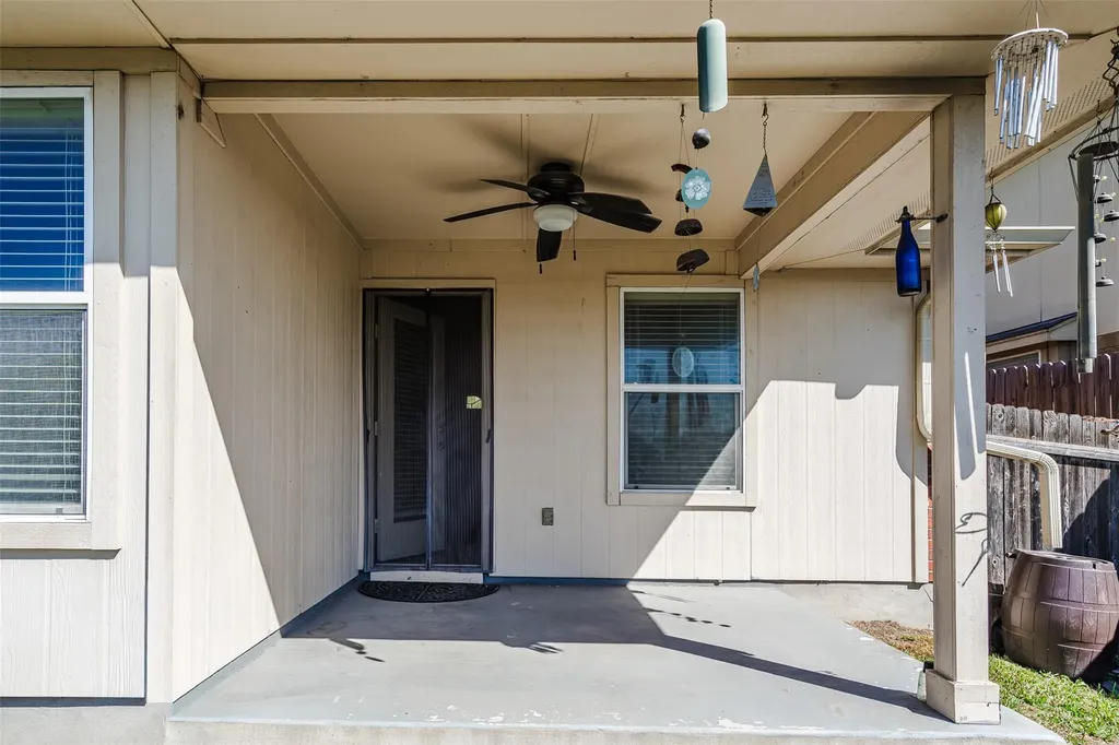2404 Christoff Loop Austin TX 78748