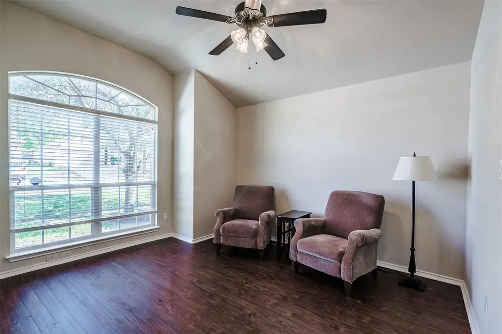 2404 Christoff Loop Austin TX 78748