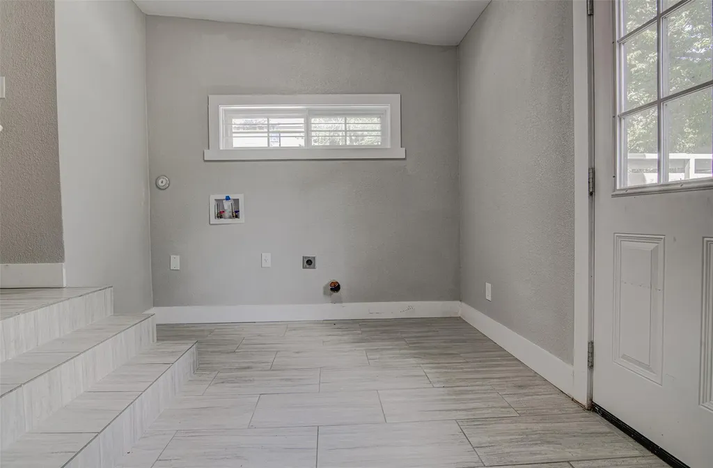 2200 E 14th Street Austin TX 78702