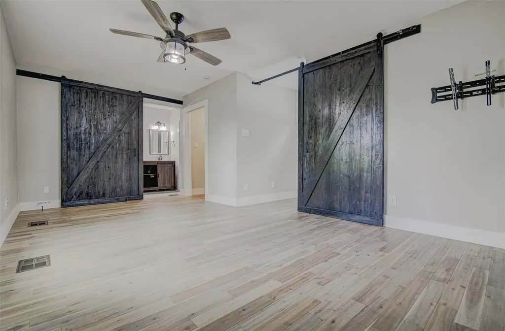2200 E 14th Street Austin TX 78702